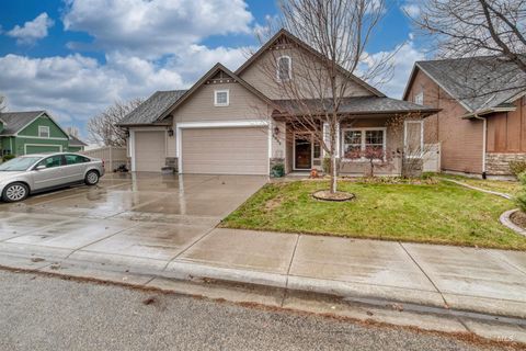 2833 N Christian Way Meridian ID 83646