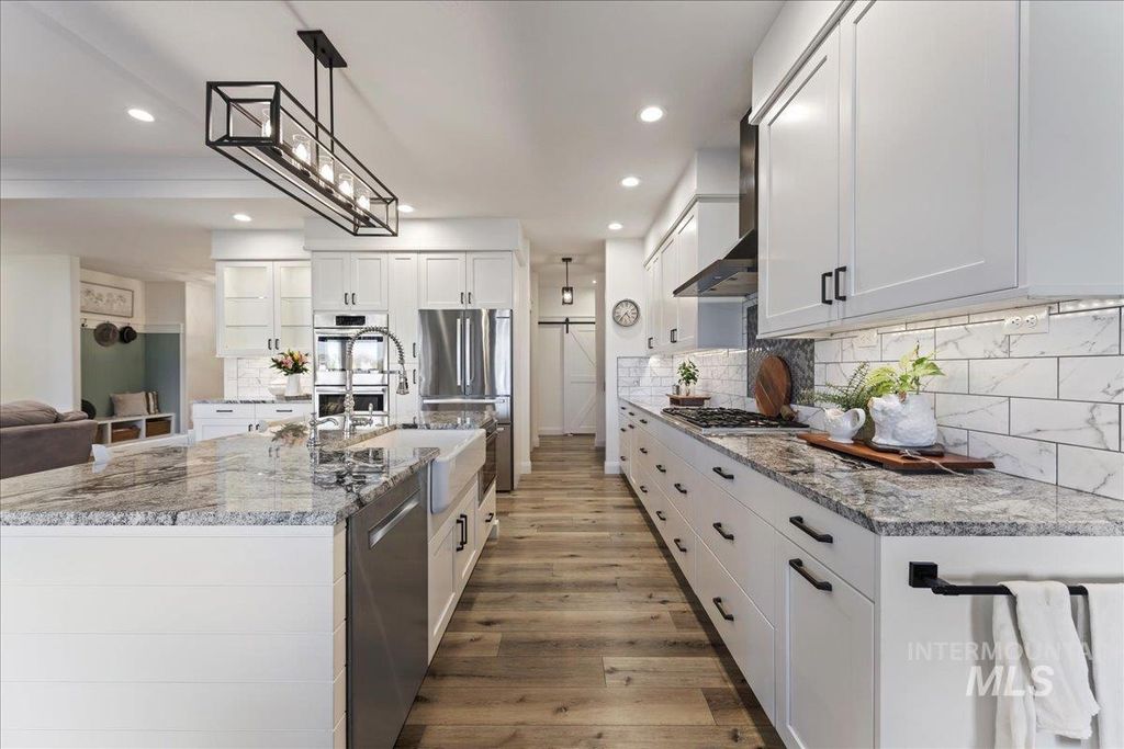 Photo of 15082 Pronghorn Dr, Caldwell, ID 83607 (MLS # 98973606)