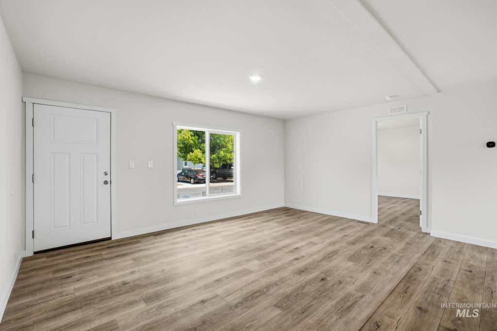 Photo of 424 W Cherry Ln #16, Meridian, ID 83642 (MLS # 98995880)