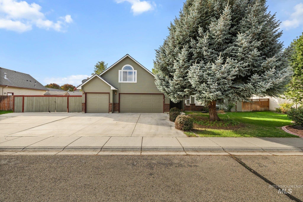 Photo of 8727 W Sagebrush St, Boise, ID 83709 (MLS # 99003366)