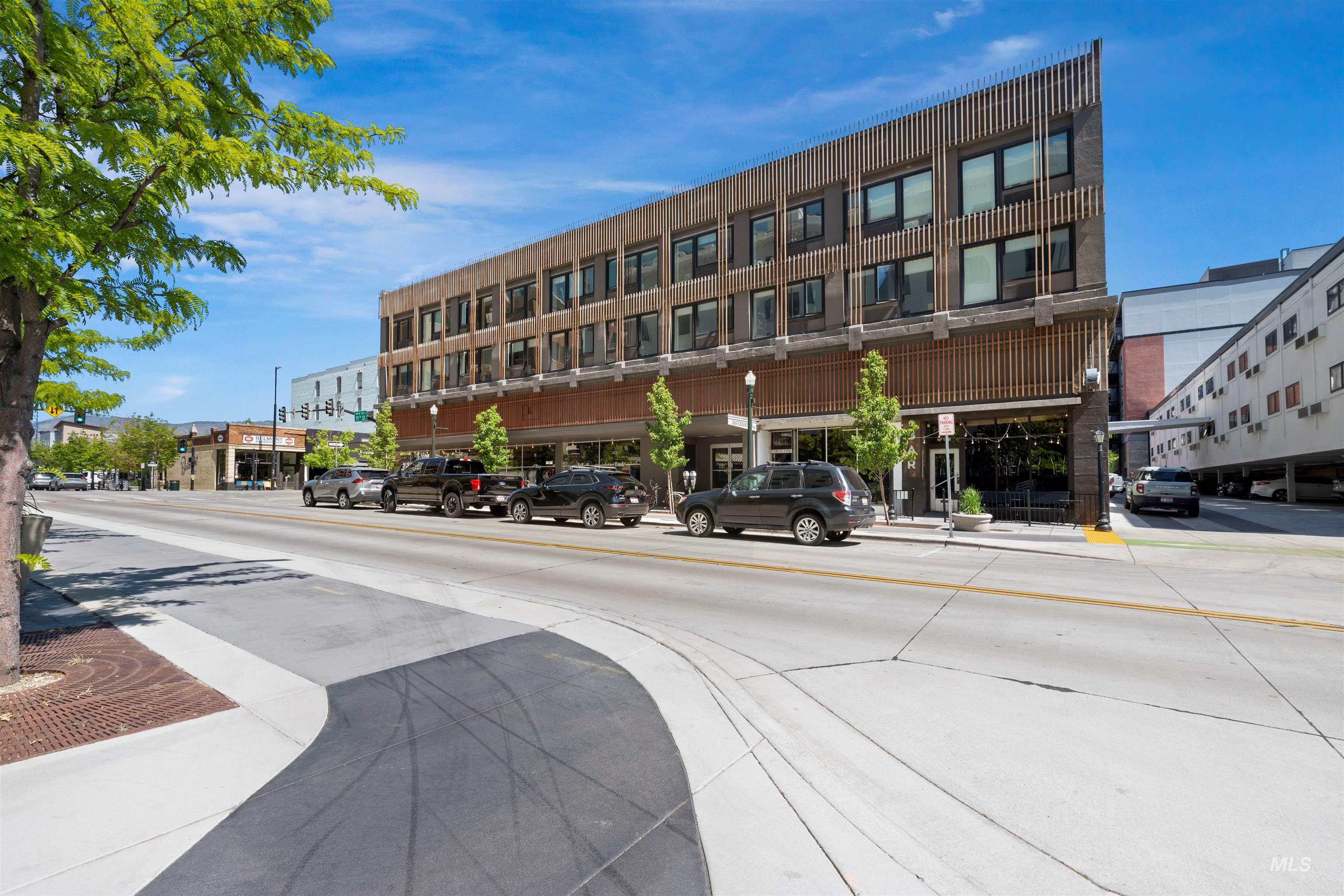 1019 W Main Street