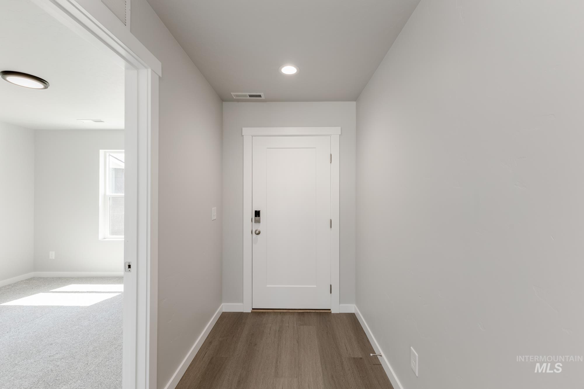 9218 W White Jasmine Ct