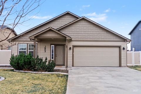 Photo of 3865 S Windy Ridge Dr, Nampa, ID 83686 (MLS # 98978181)