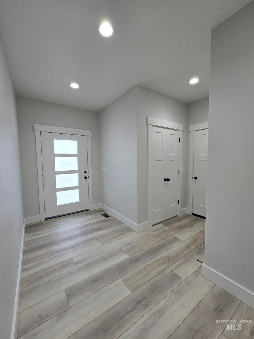 Photo of 830 Salmon Dr, Heyburn, ID 83336 (MLS # 98982052)