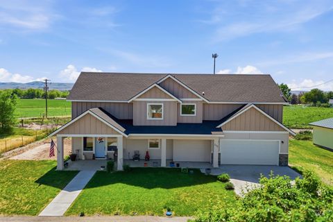Photo of 233 Well Rd, Marsing, ID 83639 (MLS # 98985560)