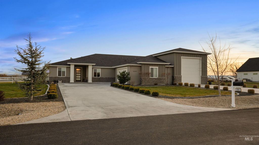 Photo of 16901 Spring Meadow Drive, Caldwell, ID 83607 (MLS # 98977049)