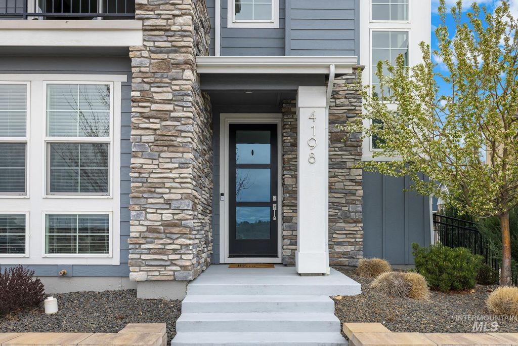 Photo of 4198 E Wolf Tree St, Boise, ID 83716 (MLS # 98979441)