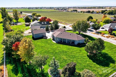 Photo of 3136 N Brumby Ln, Kuna, ID 83634 (MLS # 98980137)