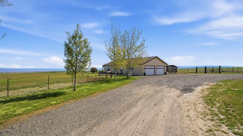 Photo of 19397 Cloverland Rd, Asotin, WA 99402 (MLS # 98974654)