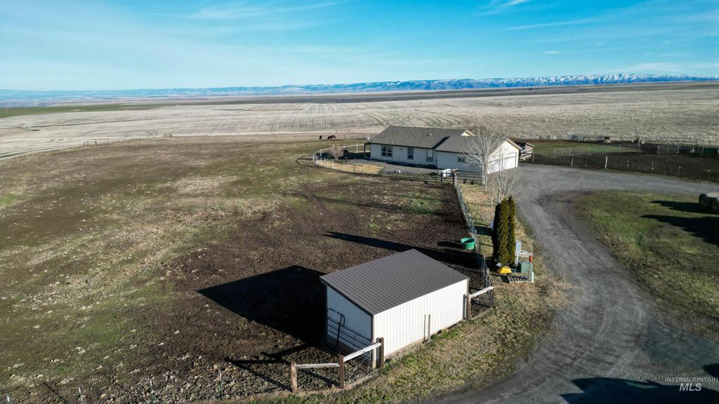 Photo of 19397 Cloverland Rd, Asotin, WA 99402 (MLS # 98974654)