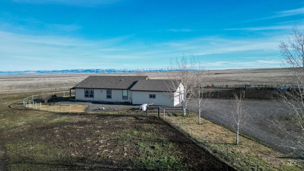 Photo of 19397 Cloverland Rd, Asotin, WA 99402 (MLS # 98974654)