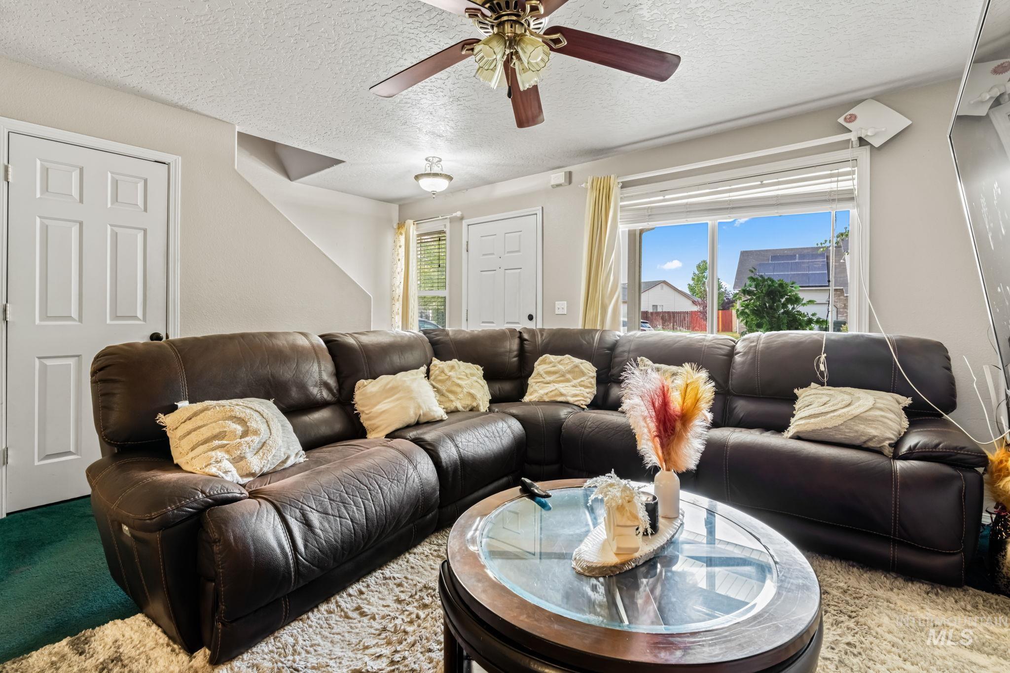 273 E Screech Owl Dr