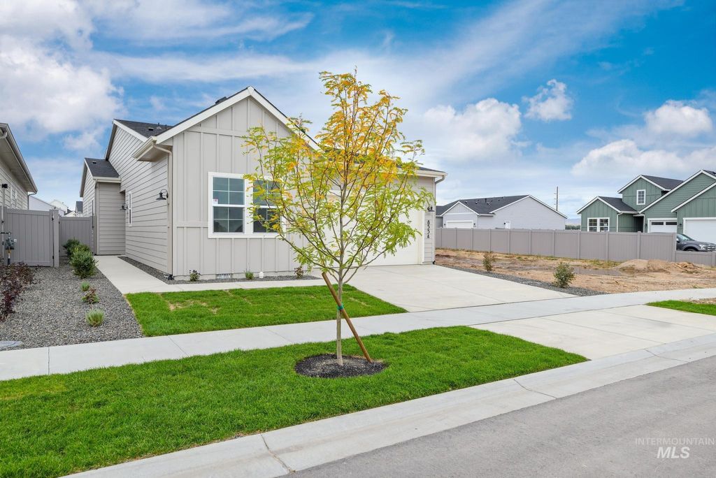 Photo of 8534 W Stillmore St, Star, ID 83669 (MLS # 98979874)