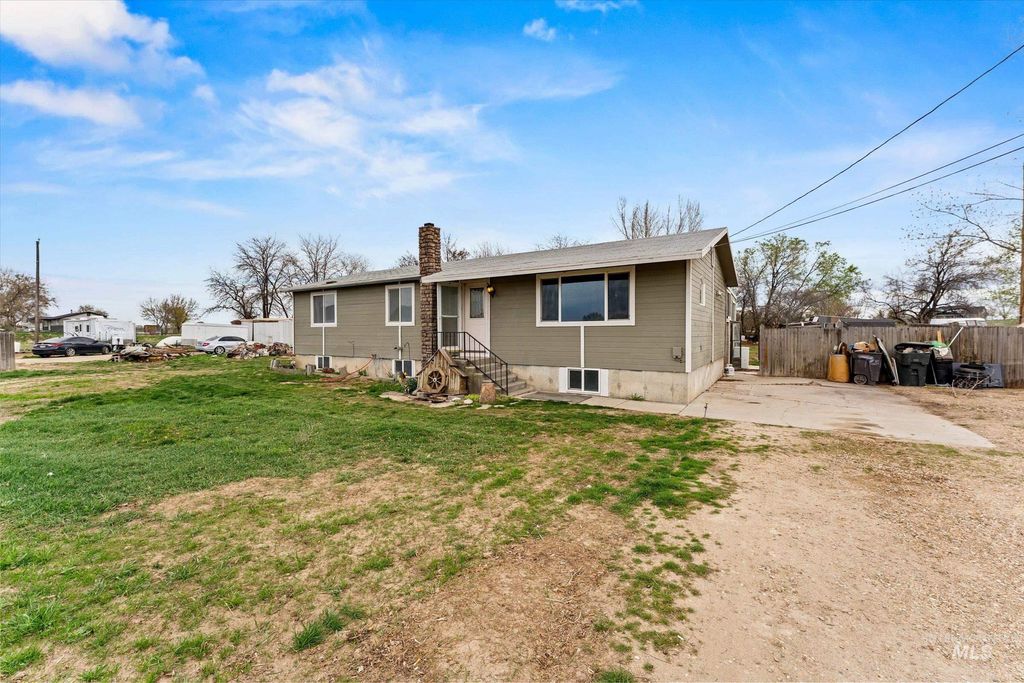 Photo of 6267 Deer Flat Rd, Nampa, ID 83686 (MLS # 98979566)