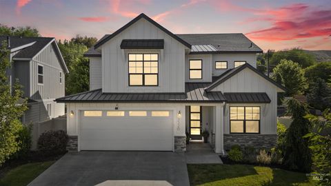 3326 W Lassen Dr Boise ID 83703