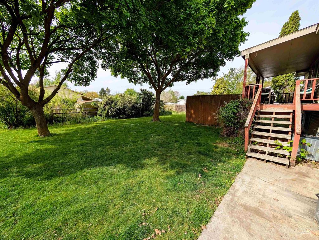 Photo of 10883 W Reutzel Dr, Boise, ID 83709 (MLS # 98984301)