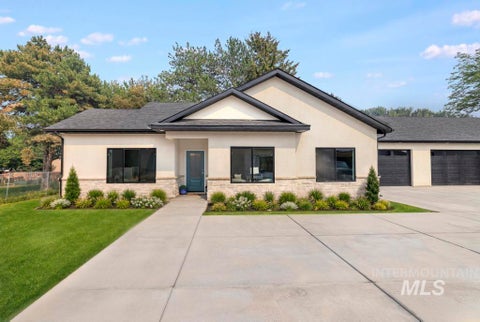 Photo of 1931 Dora Drive, Twin Falls, ID 83301 (MLS # 99000991)