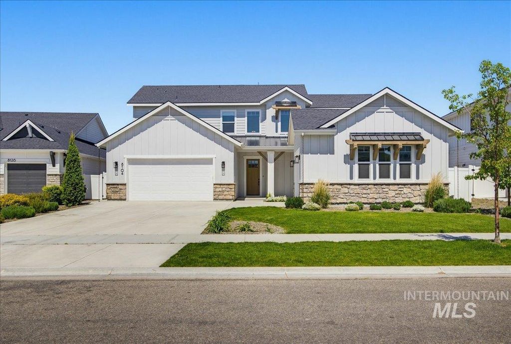 Photo of 8104 W Brooks Drive, Boise, ID 83714 (MLS # 98985383)