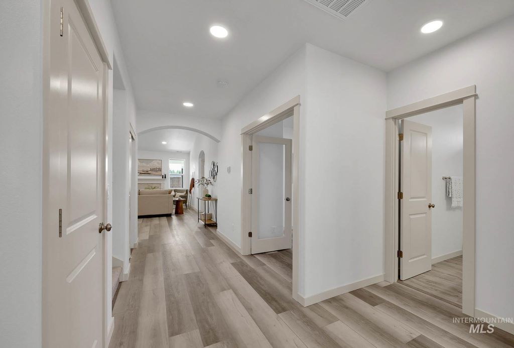 Photo of TBD Bluefield Dr #Orchard Encore, Caldwell, ID 83605 (MLS # 98972076)