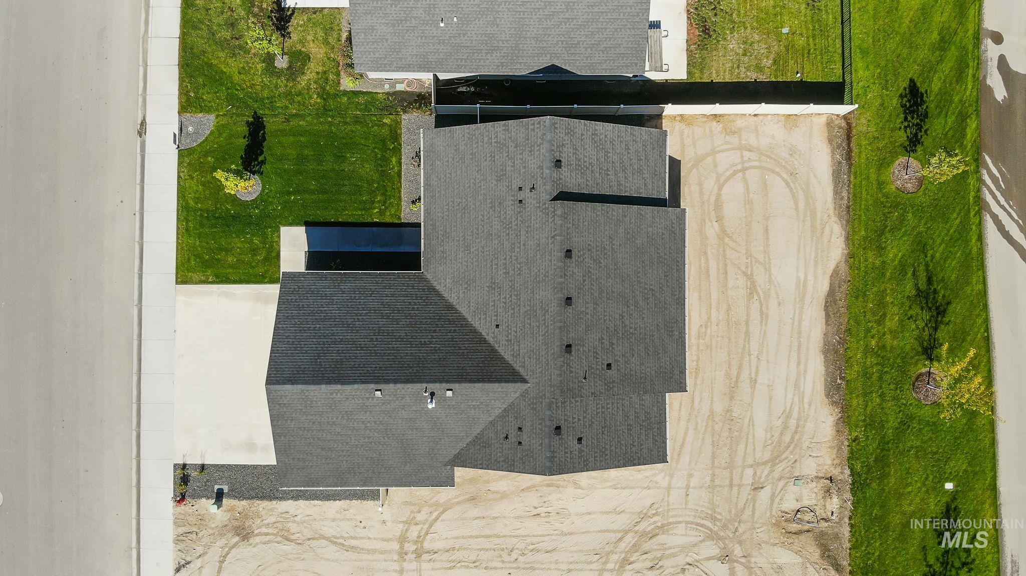 Aerial view of property and surrounding area