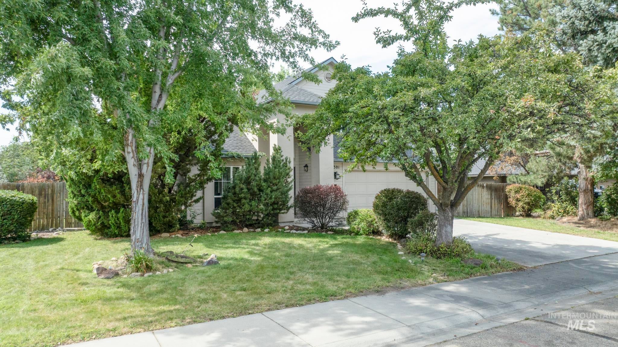 2301 N Swainson Ave.