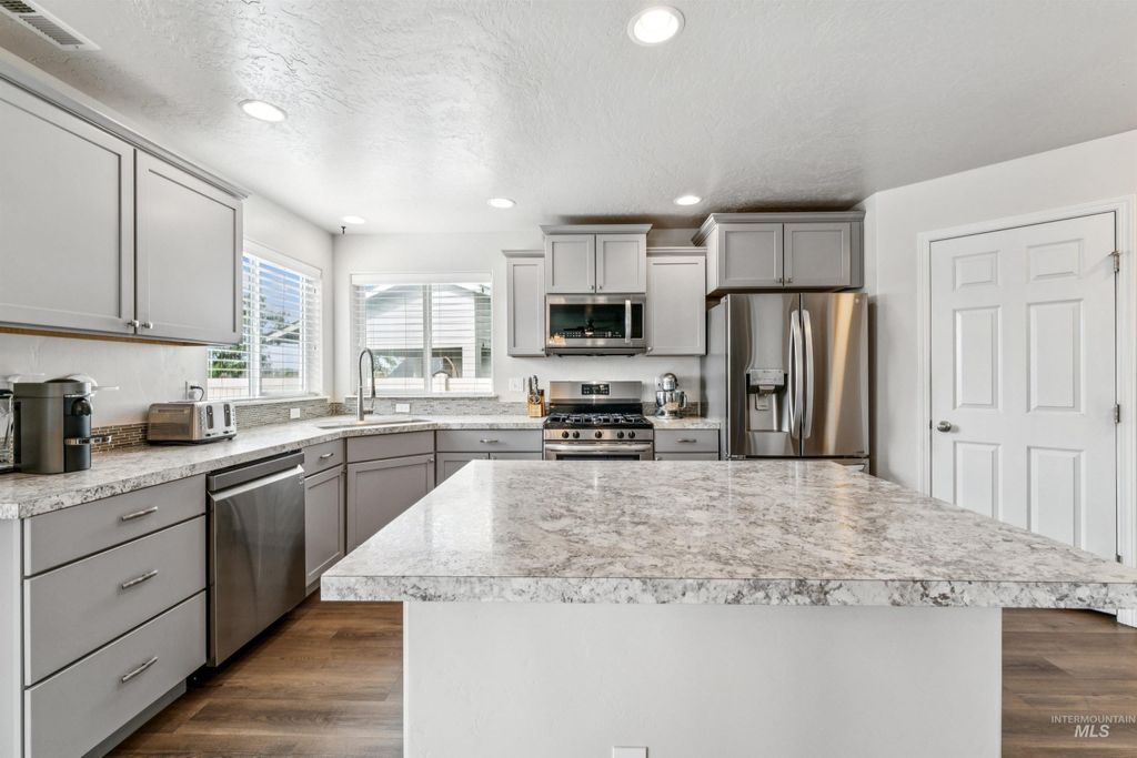 Photo of 2691 W Snyder Street, Meridian, ID 83642 (MLS # 98963603)
