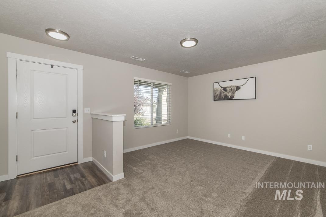 16899 N Lowerfield Loop