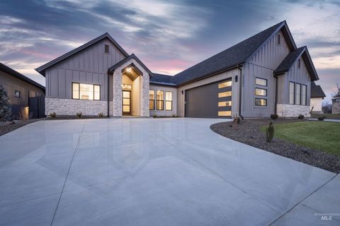 5502 W Haughburn Dr Eagle ID 83616