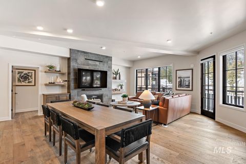 740 Village Drive Donnelly ID 83615