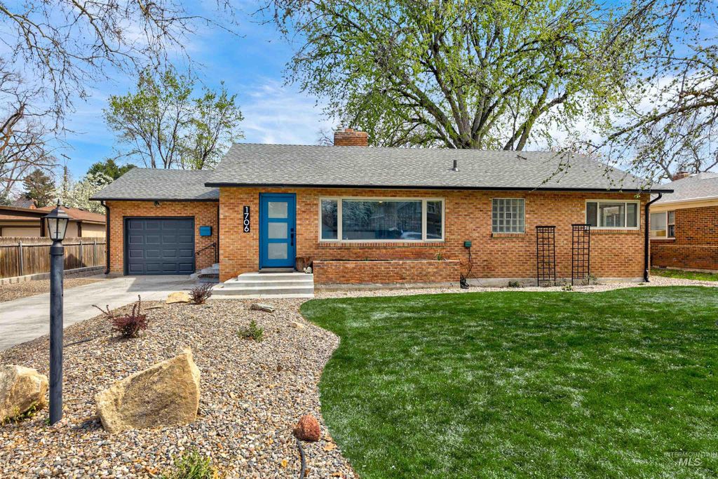 Photo of 1706 S Hervey St, Boise, ID 83705 (MLS # 98973344)