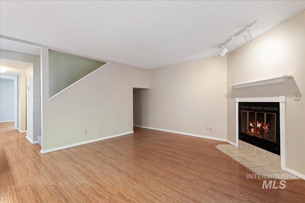 Photo of 3611 S Gekeler Lane #124, Boise, ID 83706 (MLS # 98981174)