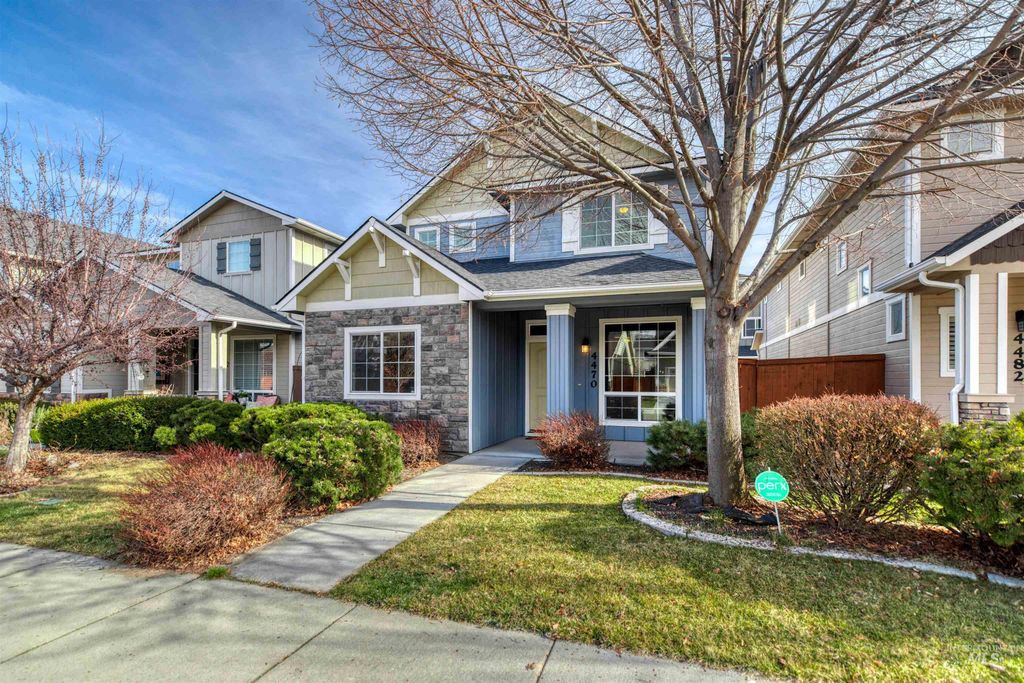Photo of 4470 S Axiom Ave, Boise, ID 83716 (MLS # 98973733)