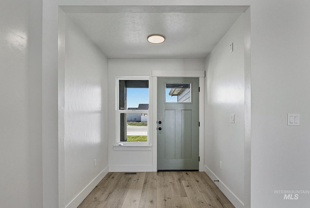 Photo of 1011 E Fisk Ave, Parma, ID 83660 (MLS # 98976520)