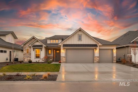 Photo of 1911 N Willowick Ave, Eagle, ID 83616 (MLS # 98972925)