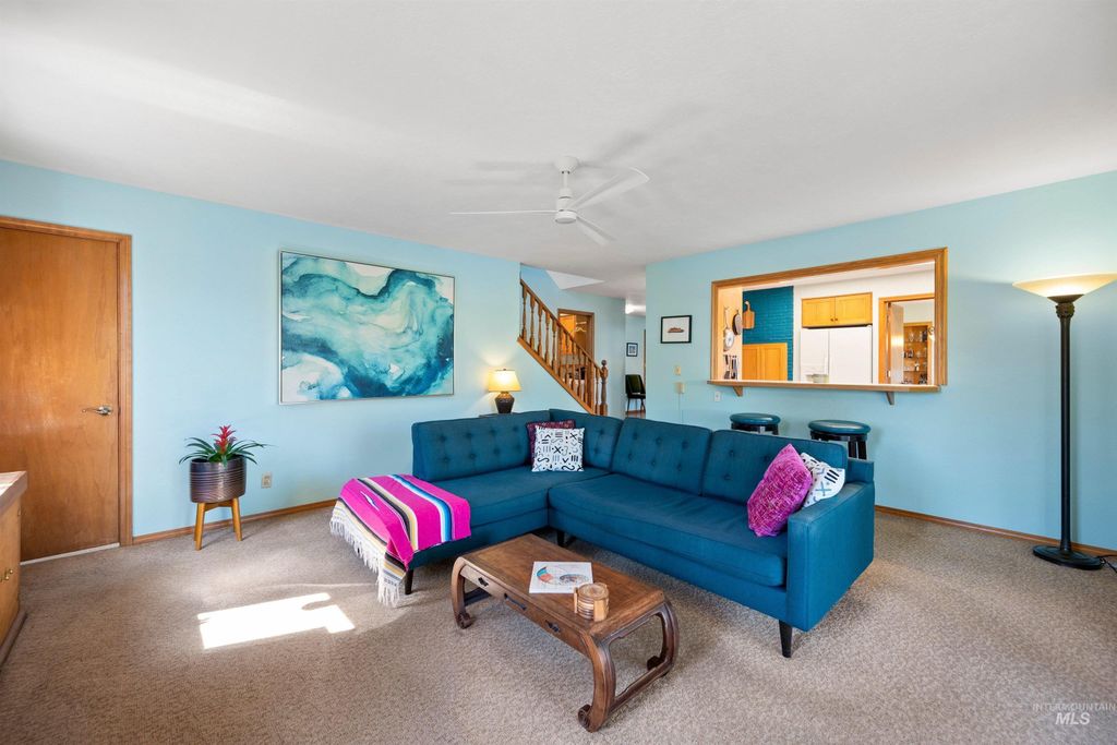 Photo of 3718 N Cabarton Ln, Boise, ID 83704 (MLS # 98980540)