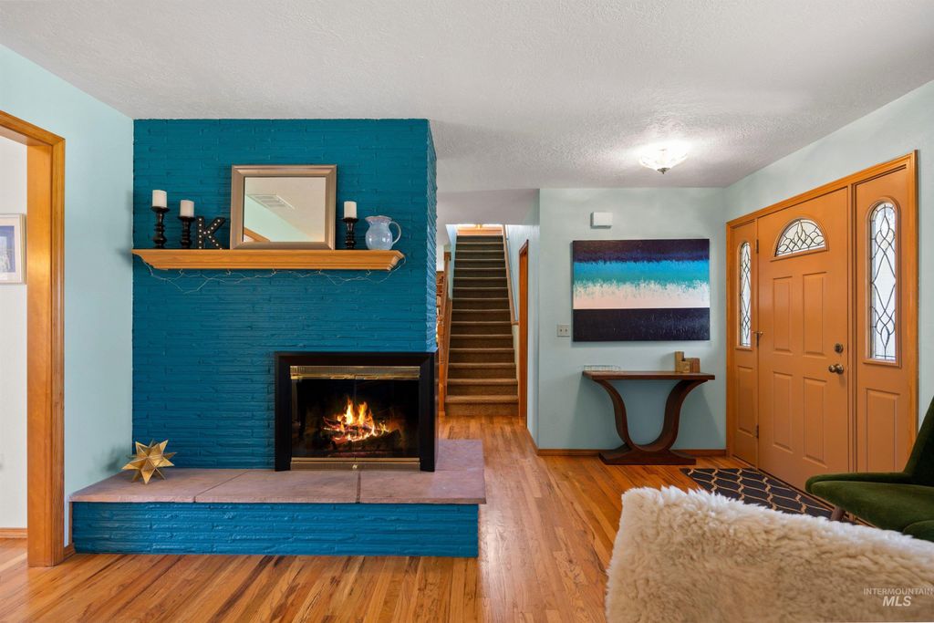 Photo of 3718 N Cabarton Ln, Boise, ID 83704 (MLS # 98980540)