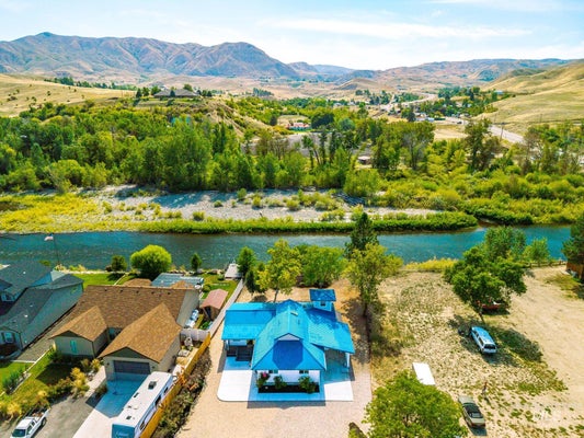115 PAYETTE RIVER RD, HORSESHOE BEND, ID 83629 - Image f7bc1032405d56b2fc7e3794c2dff729/2025271816