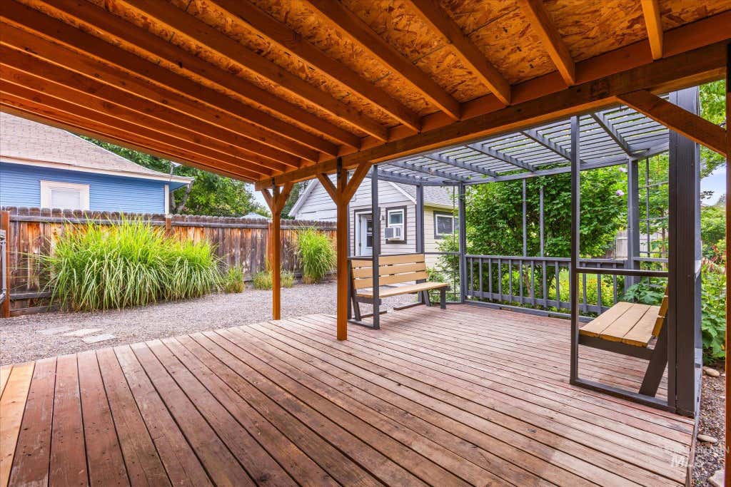 Photo of 620 17th Ave South AVE, Nampa, ID 83651 (MLS # 98995654)