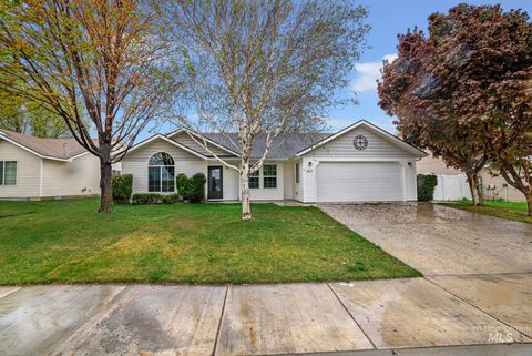 Photo of 517 13th Ave West Ave, Jerome, ID 83338 (MLS # 98980571)