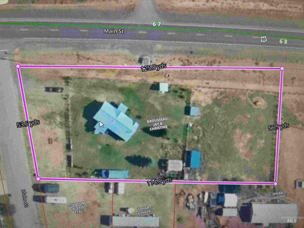 Photo of 1510 Idaho St, Jordan Valley, OR 97910 (MLS # 98967919)