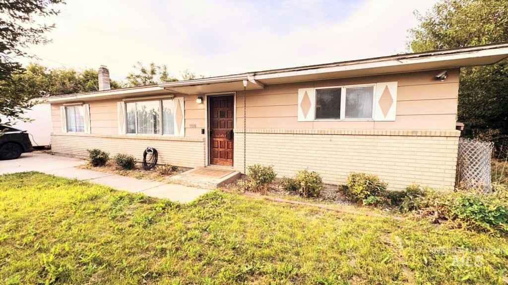Photo of 9938 Cherry Lane, Nampa, ID 83687 (MLS # 99003029)