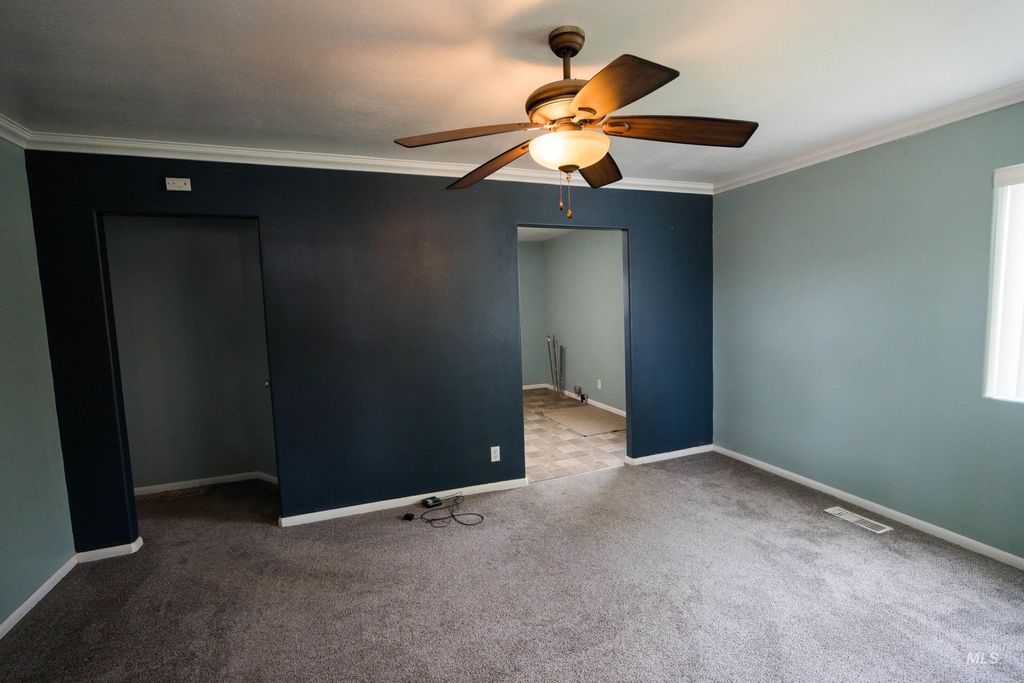 Photo of 1018 Schodde Ave, Burley, ID 83318 (MLS # 98988420)