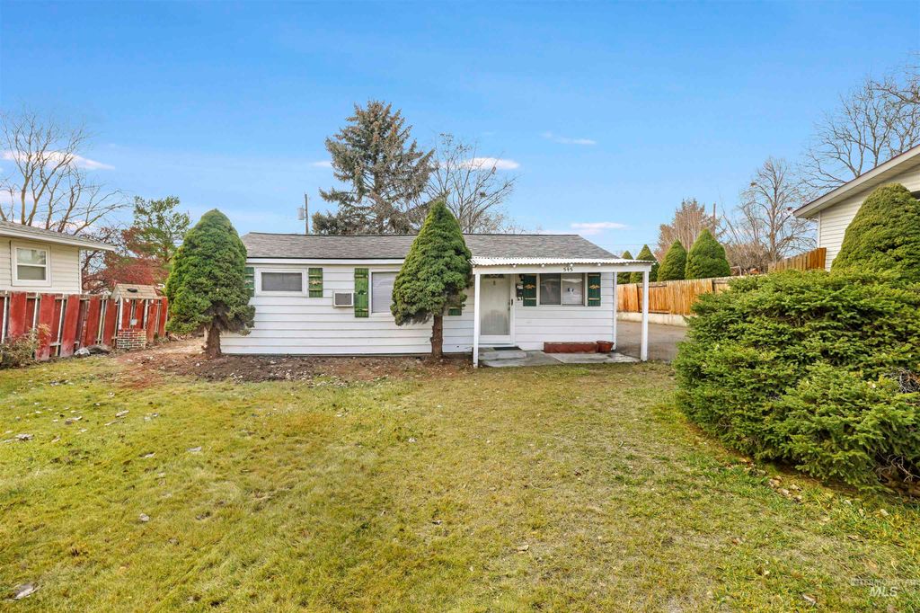 Photo of 545 Madison Street, Twin Falls, ID 83301 (MLS # 98970255)