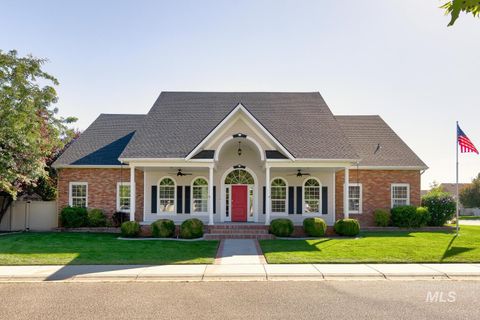 2302 S Wildrye Way Nampa ID 83686