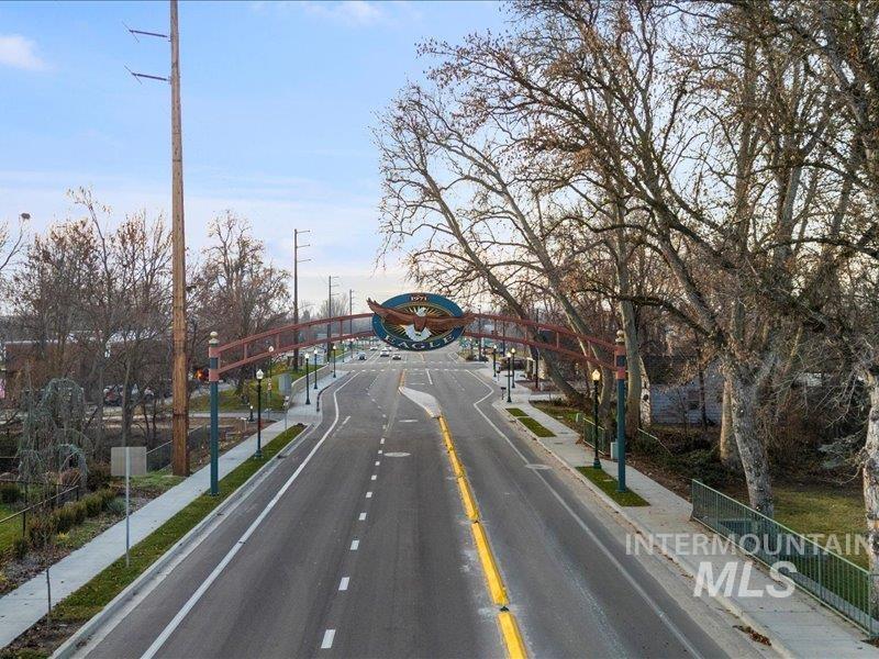 128 S Eagle Rd