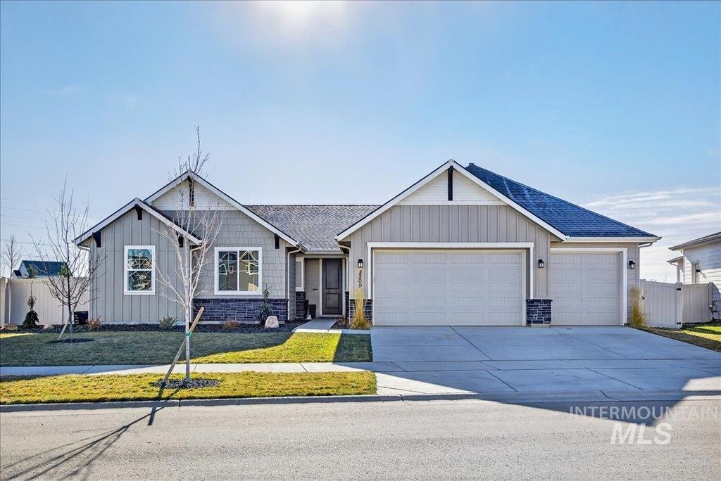 Photo of 8509 W Pond Pine St, Star, ID 83669 (MLS # 98976291)