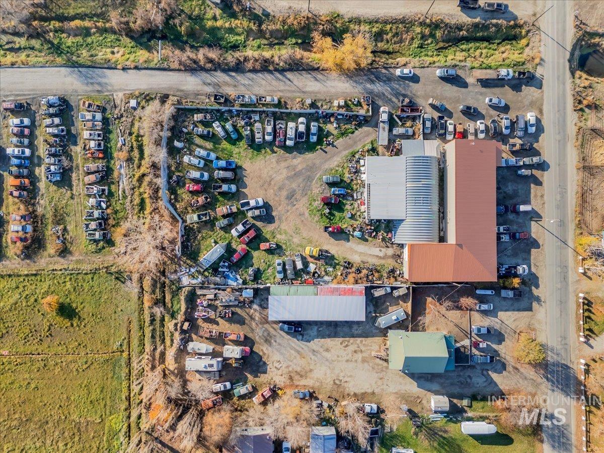 1517 W Sales Yard Road