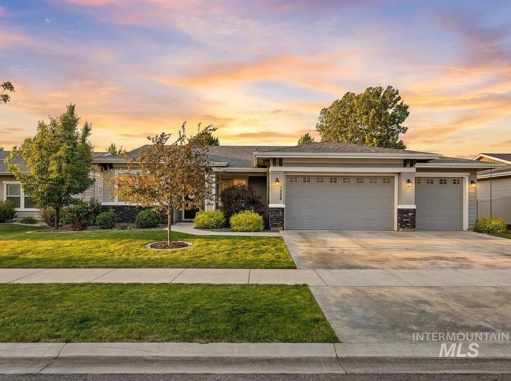 Photo of 1428 W Elias Dr, Meridian, ID 83642 (MLS # 98986485)