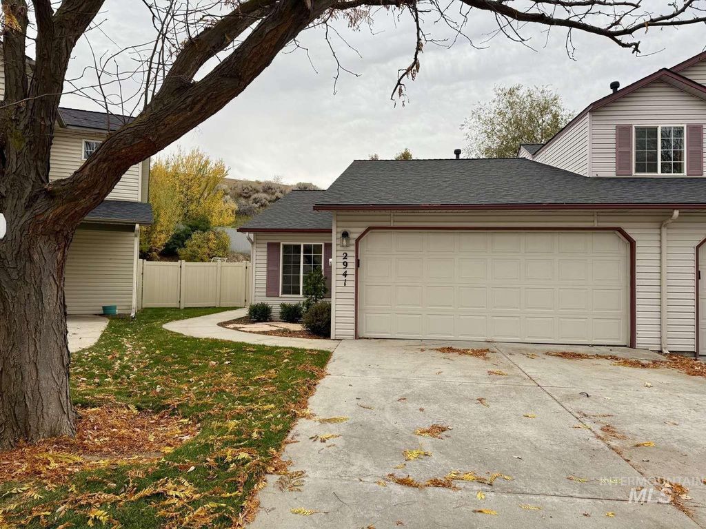 Photo of 2491 S Ladera Pl, Boise, ID 83705 (MLS # 98966748)