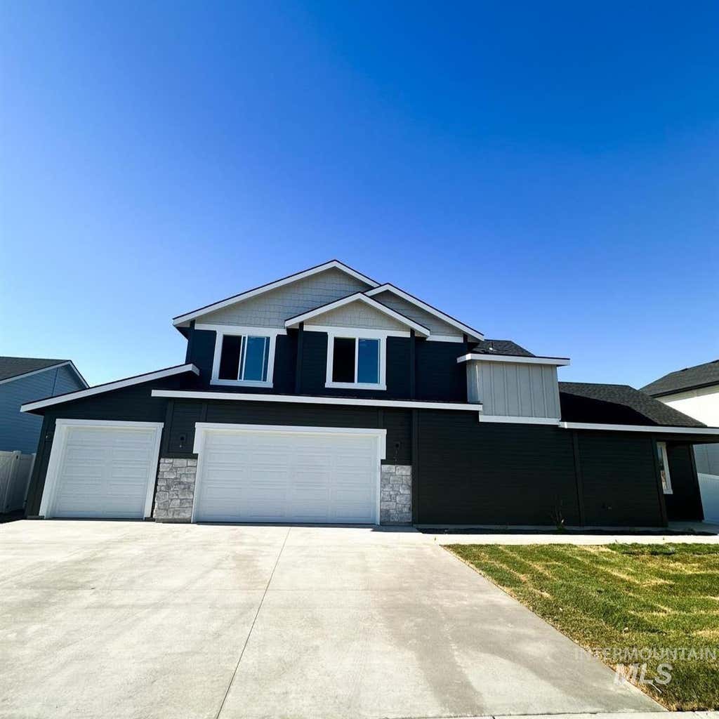 Photo of 2205 Oxon St, Caldwell, ID 83605 (MLS # 98993515)